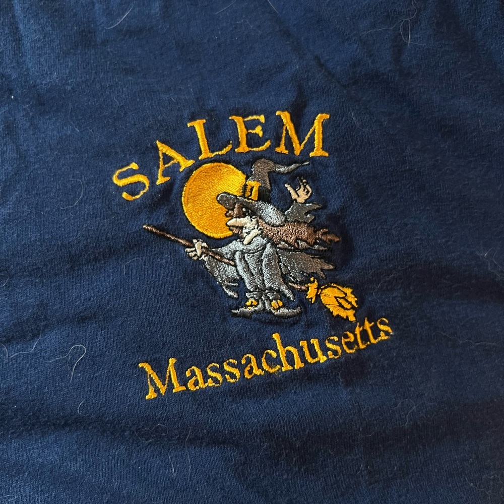 Vintage Salem Witch T-Shirt - Picture 2 of 2